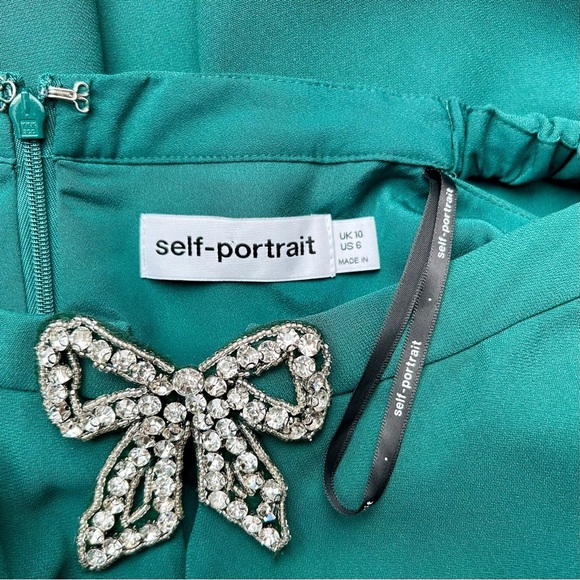 Self-Portrait Crystal-Embellished Bow-Tie Off The Shoulder Crepe Midi Dress 6 - Picture 8 of 8